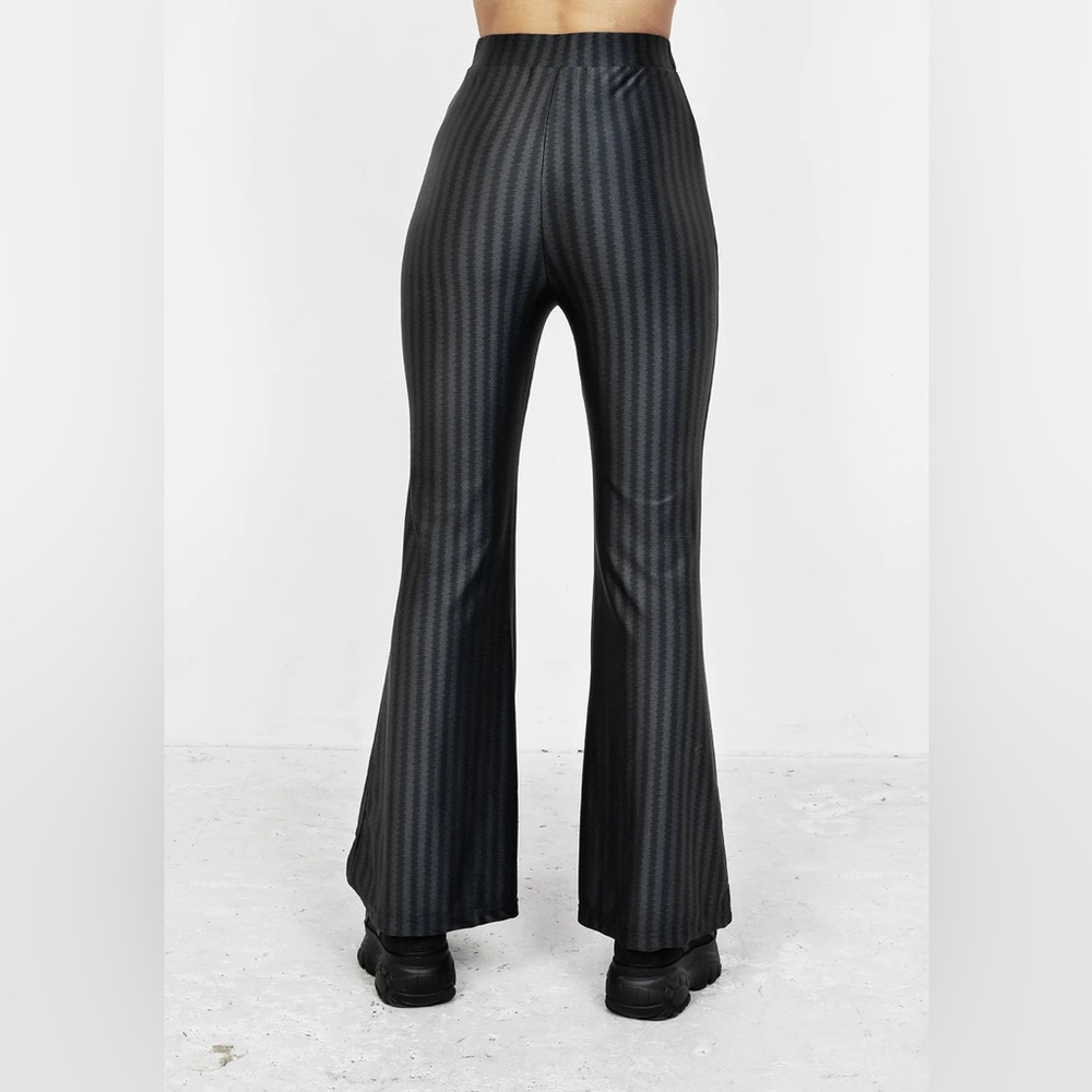 DISTURBIA JERSEY FLARES - Picture 3 of 5